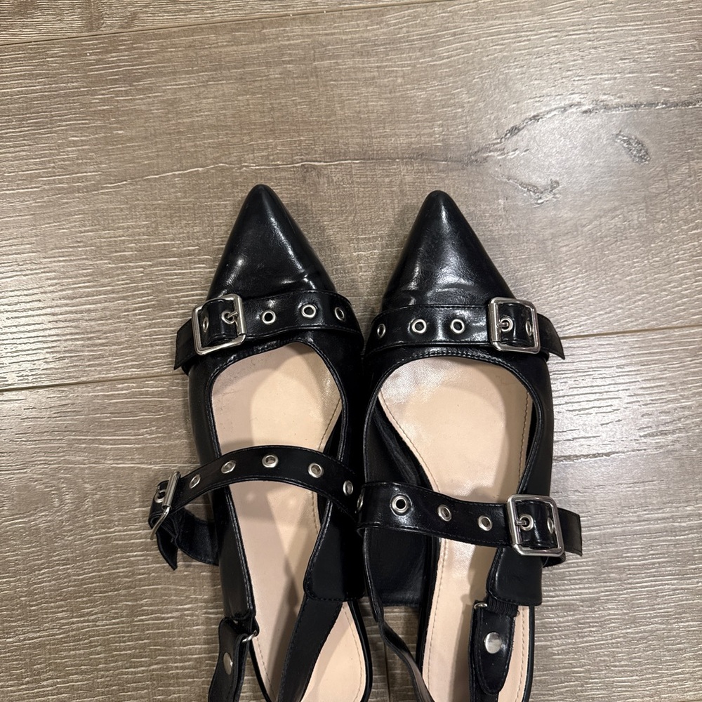 Black Buckle Flats